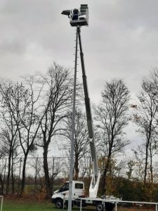 Read more about the article Wir stellen auf LED-Flutlicht um